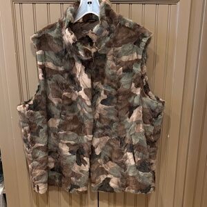 David Green Mink Camouflage Vest